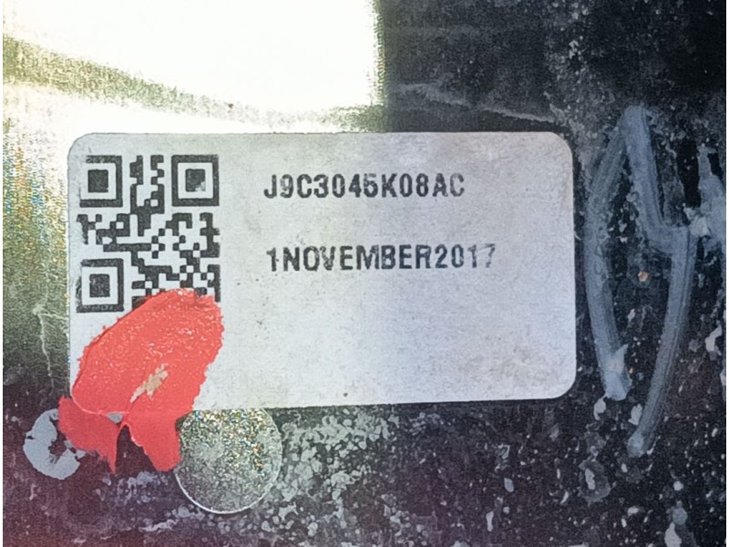 Recambio de apoyabrazos central para jaguar e-pace (x540) 2.0 d180 awd referencia OEM IAM   