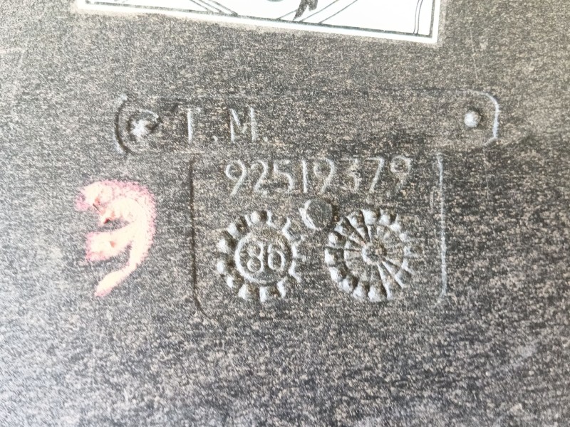 Recambio de bandeja trasera para peugeot 205 ii (20a/c) 1.2 referencia OEM IAM 879444 / 879420  