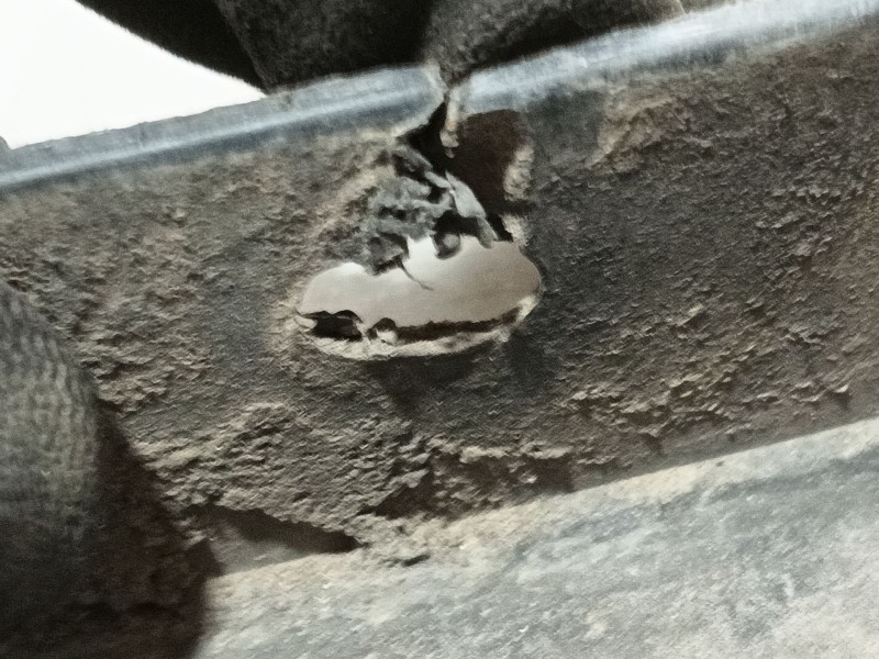 Recambio de aletin delantero izquierdo para bmw x3 (e83) 3.0 turbodiesel cat referencia OEM IAM 51713405817 12125313 