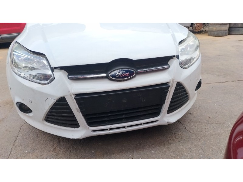 Recambio de paragolpes delantero para ford focus iii sedán 1.0 ecoboost referencia OEM IAM   