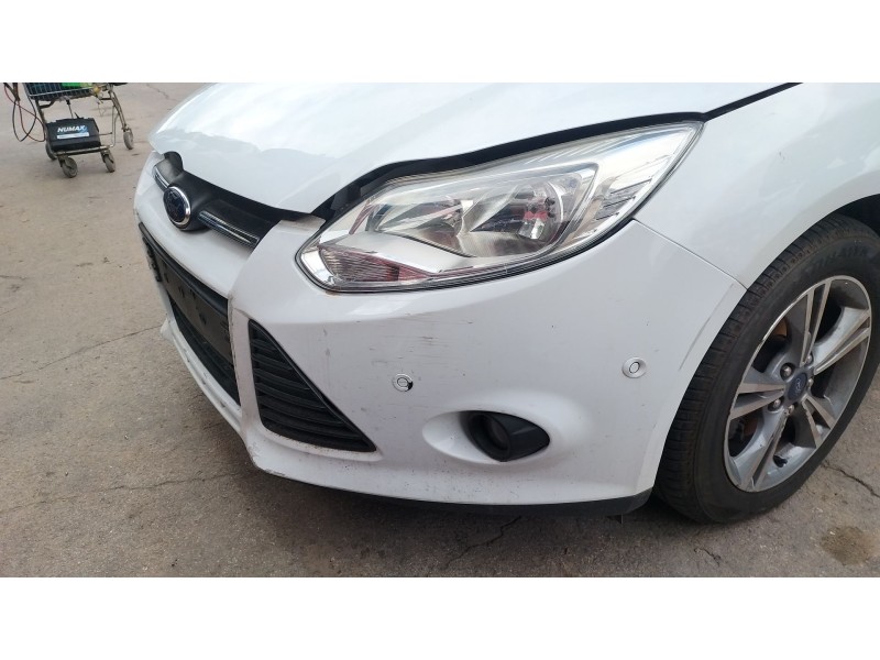 Recambio de paragolpes delantero para ford focus iii sedán 1.0 ecoboost referencia OEM IAM   