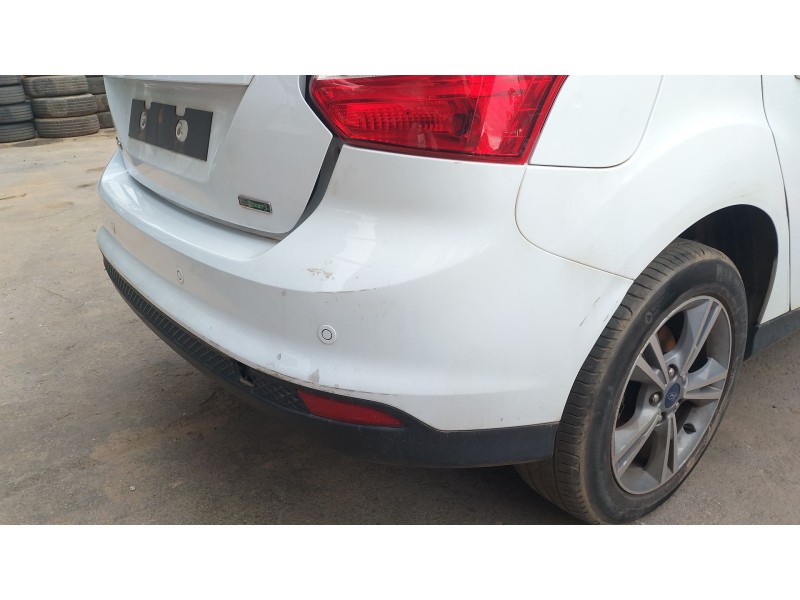Recambio de paragolpes trasero para ford focus iii sedán 1.0 ecoboost referencia OEM IAM   