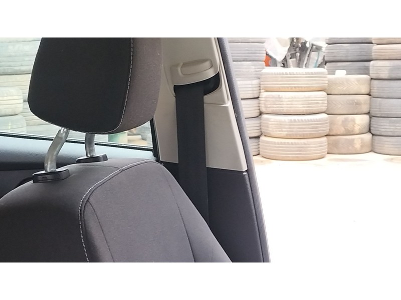 Recambio de cinturon seguridad delantero izquierdo para ford focus iii sedán 1.0 ecoboost referencia OEM IAM 1767652 / 1764014  