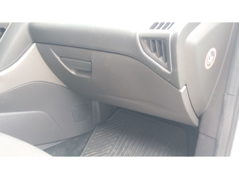 Recambio de guantera para ford focus iii sedán 1.0 ecoboost referencia OEM IAM 1750276  