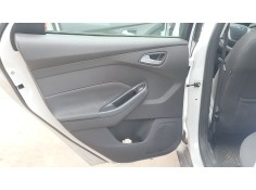 Recambio de guarnecido puerta trasera izquierda para ford focus iii sedán 1.0 ecoboost referencia OEM IAM   