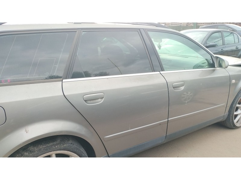 Recambio de puerta trasera derecha para audi a4 b6 avant (8e5) 1.9 tdi referencia OEM IAM   