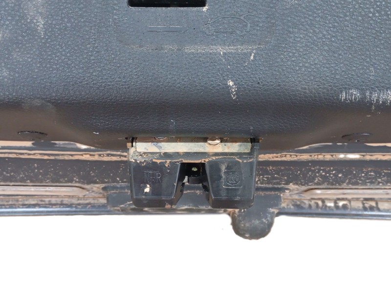 Recambio de porton trasero para kia stonic (yb) 1.6 crdi referencia OEM IAM 73700H8400  