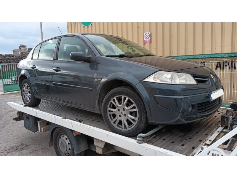 renault megane ii sedán (lm0/1_) del año 2008