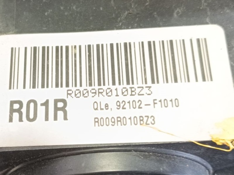 Recambio de faro derecho para kia sportage iv (ql, qle) 1.7 crdi referencia OEM IAM 92102F1010  