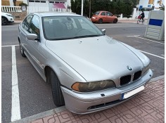 bmw 5 (e39) del año 2000