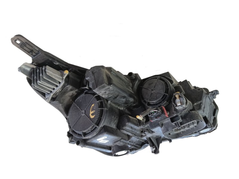 Recambio de faro izquierdo para opel crossland x / crossland (p17, p2qo) 1.2 (75) referencia OEM IAM YQ00349980 / OBERFLAECHENRE