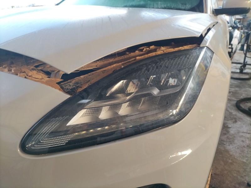 Recambio de faro izquierdo para jaguar e-pace (x540) 2.0 d180 awd referencia OEM IAM J9C5252  