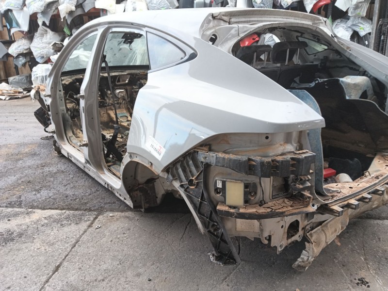 Recambio de aleta trasera izquierda para jaguar e-pace (x540) 2.0 d180 awd referencia OEM IAM   