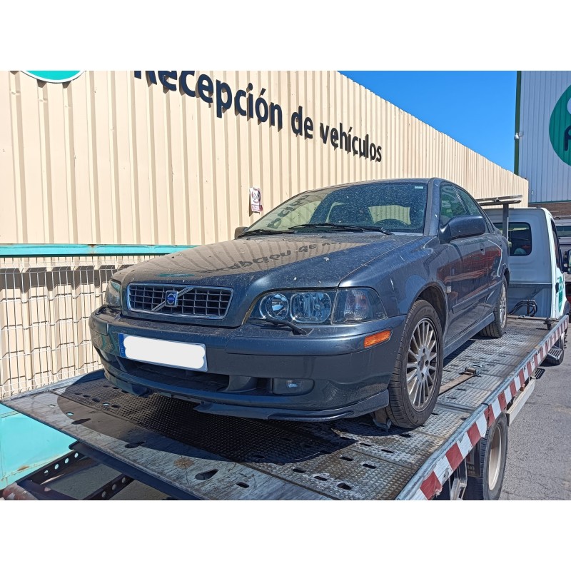VOLVO S40 I (644)