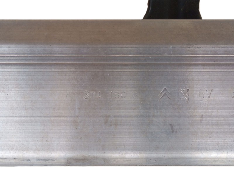 Recambio de refuerzo paragolpes delantero para opel crossland x / crossland (p17, p2qo) 1.2 (75) referencia OEM IAM  30418C 