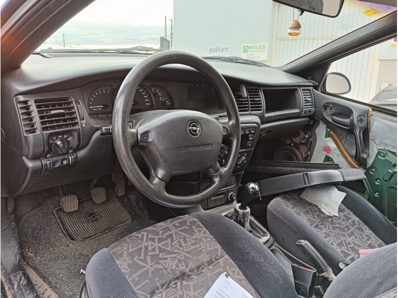 opel vectra b (j96) del año 1996