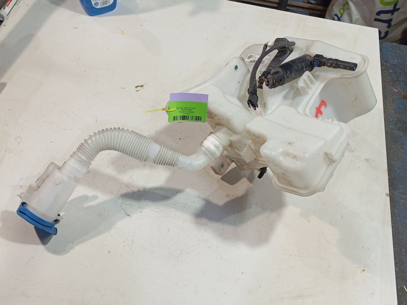 Recambio de deposito limpia para audi q2 (gab, gag) 1.6 tdi referencia OEM IAM 5Q0955453BE  