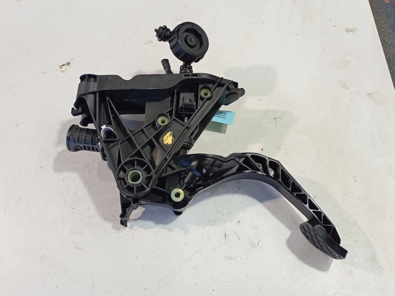 Recambio de pedal embrague para audi q2 (gab, gag) 1.6 tdi referencia OEM IAM   