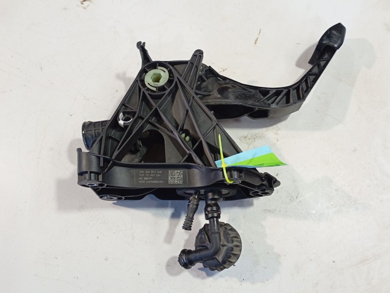 Recambio de pedal embrague para audi q2 (gab, gag) 1.6 tdi referencia OEM IAM   