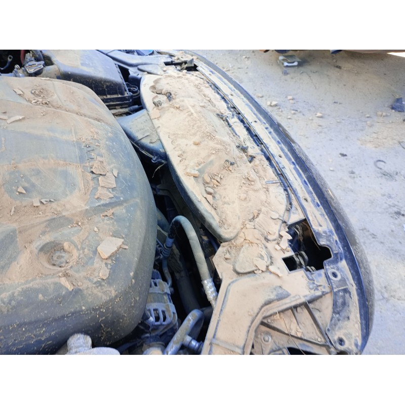 Recambio de electroventilador para volvo v40 hatchback (525) d2 referencia OEM IAM   