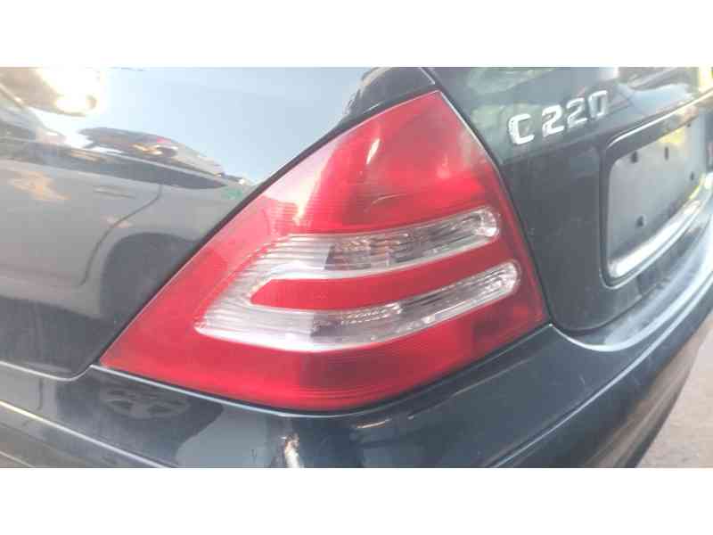 Recambio de piloto trasero izquierdo para mercedes-benz clase c (w203) c 220 cdi (203.008) referencia OEM IAM 2038200164  