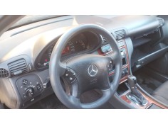Recambio de volante para mercedes-benz clase c (w203) c 220 cdi (203.008) referencia OEM IAM   