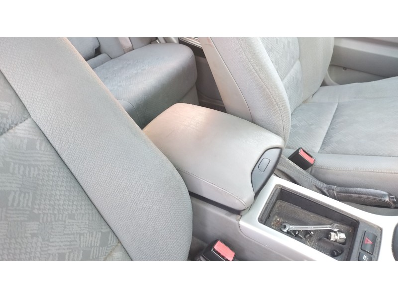 Recambio de apoyabrazos central para bmw x5 (e53) 3.0 d referencia OEM IAM   