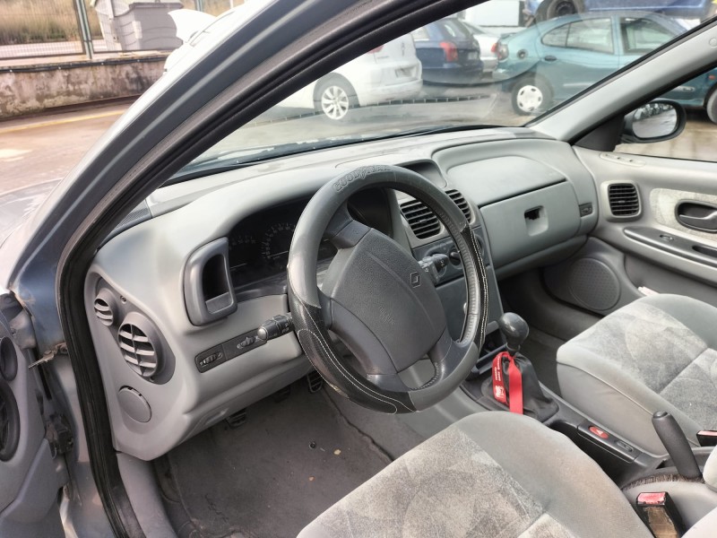renault laguna i (b56_, 556_) del año 1999