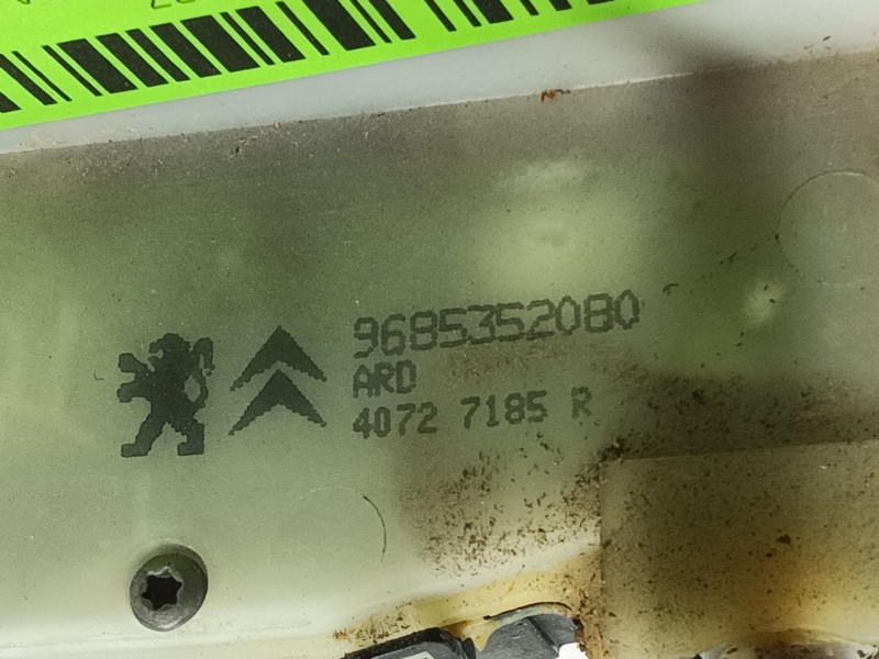 Recambio de cerradura puerta trasera derecha para citroën c4 ii (nc_) 1.6 bluehdi 100 referencia OEM IAM 9138AH  