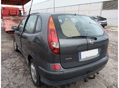 nissan almera tino (v10) del año 2005 2