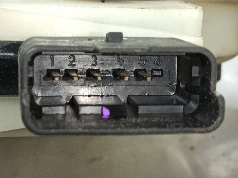 Recambio de cerradura puerta trasera izquierda para citroën c4 ii (nc_) 1.6 bluehdi 100 referencia OEM IAM 9137W1  