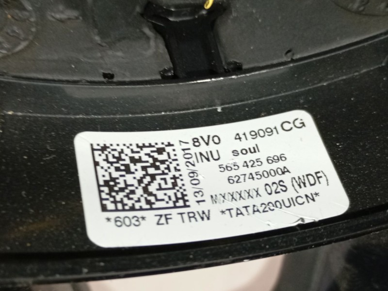 Recambio de volante para audi q2 (gab, gag) 1.6 tdi referencia OEM IAM  62725180A 