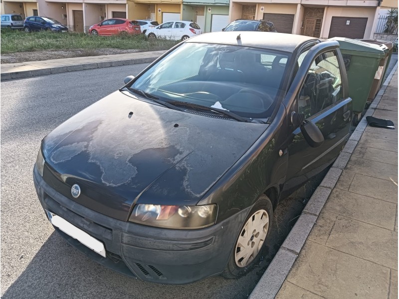 fiat punto (188_) del año 2000