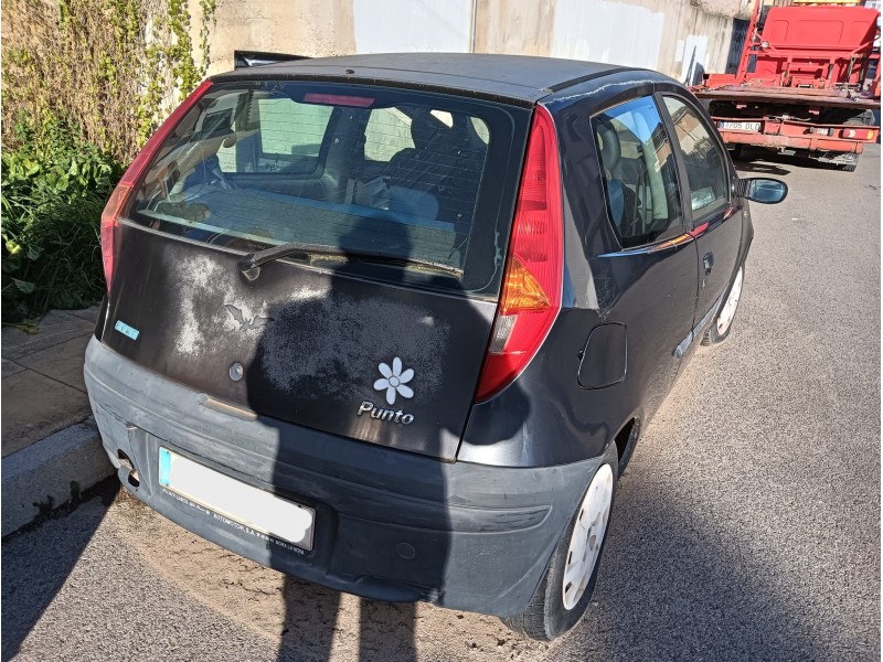 fiat punto (188_) del año 2000