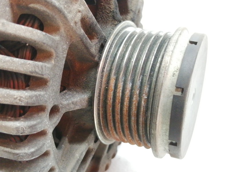 Recambio de alternador para fiat punto (199) easy referencia OEM IAM 46823547  