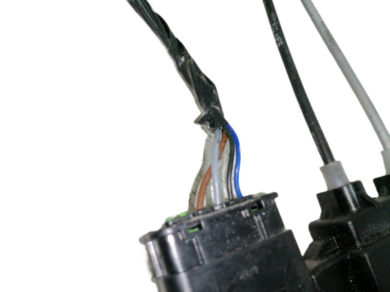 Recambio de cerradura puerta delantera izquierda para hyundai i20 style referencia OEM IAM 1J020LL02  