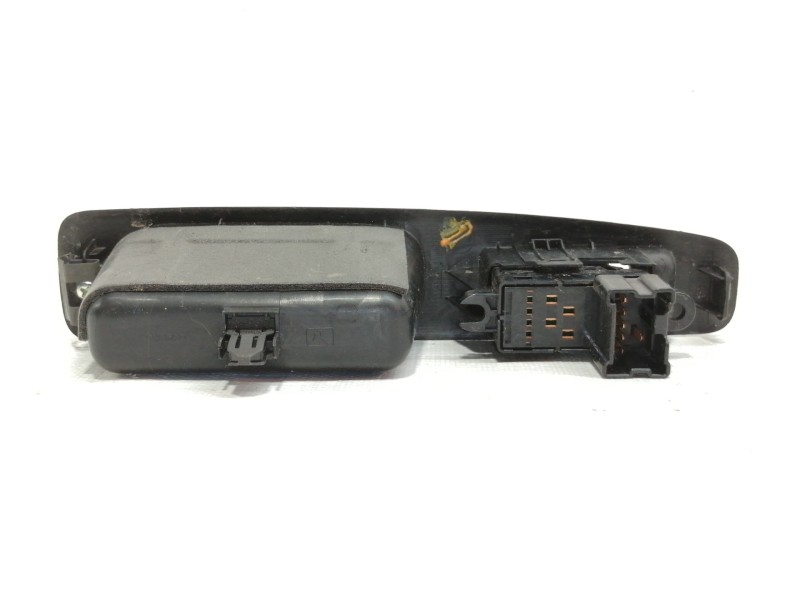 Recambio de mando elevalunas trasero izquierdo para nissan qashqai (j10) acenta referencia OEM IAM 25411  