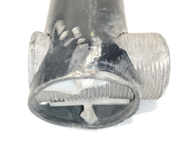 Recambio de refuerzo paragolpes delantero para audi a4 berlina (b5) 1.9 tdi referencia OEM IAM 8D0807133A  