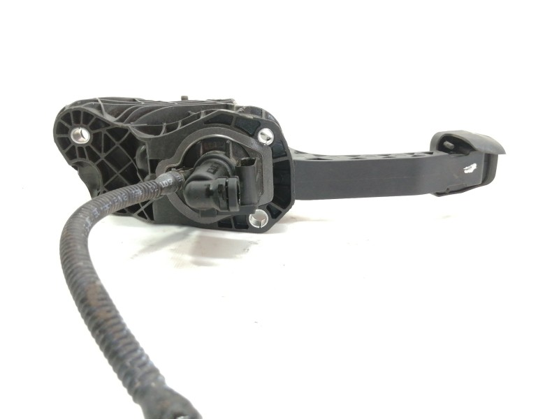 Recambio de pedal embrague para volkswagen golf vi (5k1) advance referencia OEM IAM 1K0721388S  