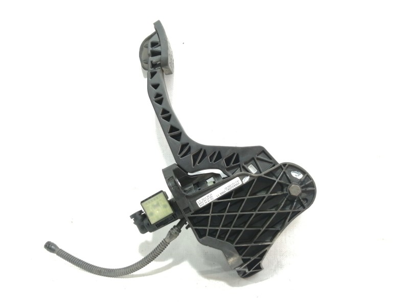 Recambio de pedal embrague para volkswagen golf vi (5k1) advance referencia OEM IAM 1K0721388S  