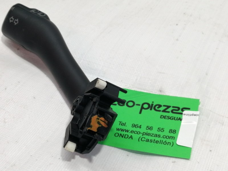 Recambio de mando intermitentes para volkswagen golf iv berlina (1j1) conceptline referencia OEM IAM 8L0953513G  