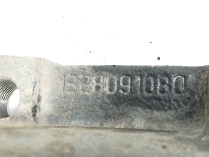 Recambio de mangueta delantera izquierda para peugeot boxer caja cerrada 1400 td techo elevado referencia OEM IAM 1328091060  