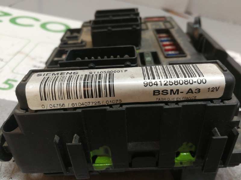 Recambio de caja reles / fusibles para citroën c5 berlina 2.0 hdi sx referencia OEM IAM 964125808000  S110500001F