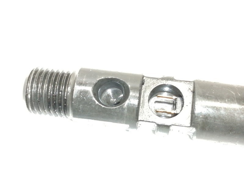 Recambio de inyector para ford mondeo berlina (ge) ghia referencia OEM IAM EJDR00301Z  