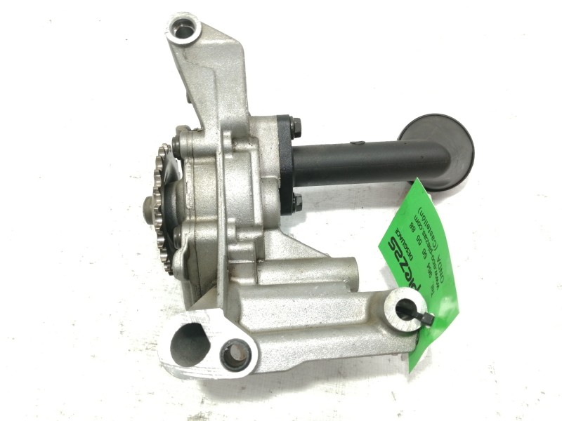 Recambio de bomba aceite para seat altea xl (5p5) freetrack 4x4 referencia OEM IAM 038115121A  