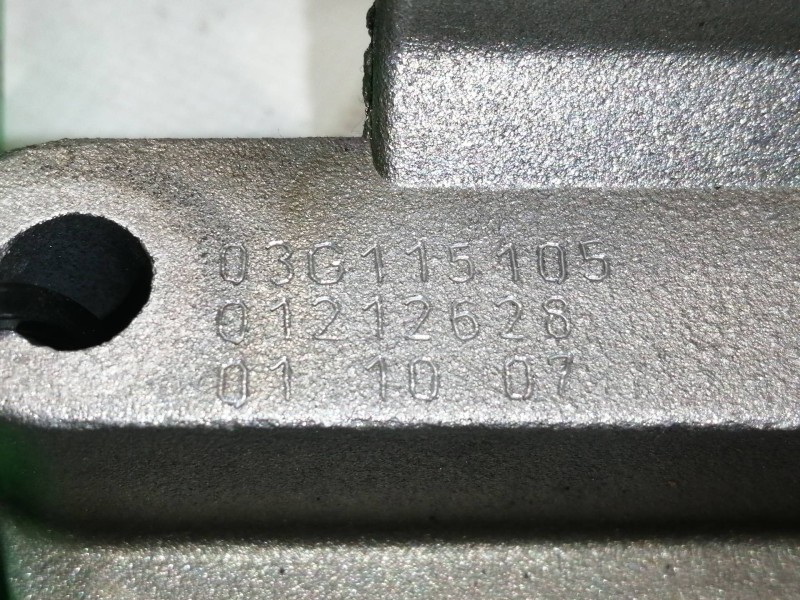 Recambio de bomba aceite para seat altea xl (5p5) freetrack 4x4 referencia OEM IAM 038115121A  