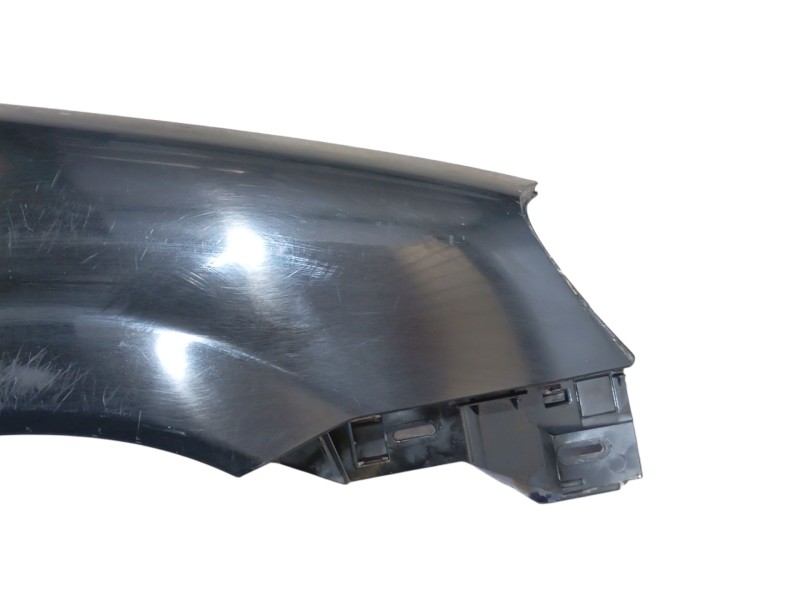 Recambio de aleta delantera derecha para nissan almera tino (v10) 2.2 dci referencia OEM IAM 631004U130  