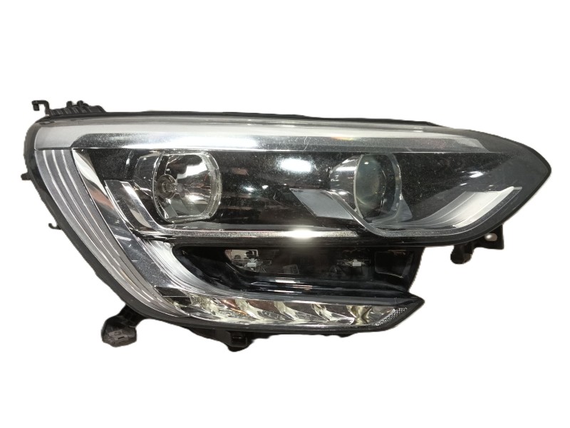 Recambio de faro derecho para renault megane iv hatchback (b9a/m/n_) 1.5 dci 90 (b9a1) referencia OEM IAM 260100506R  