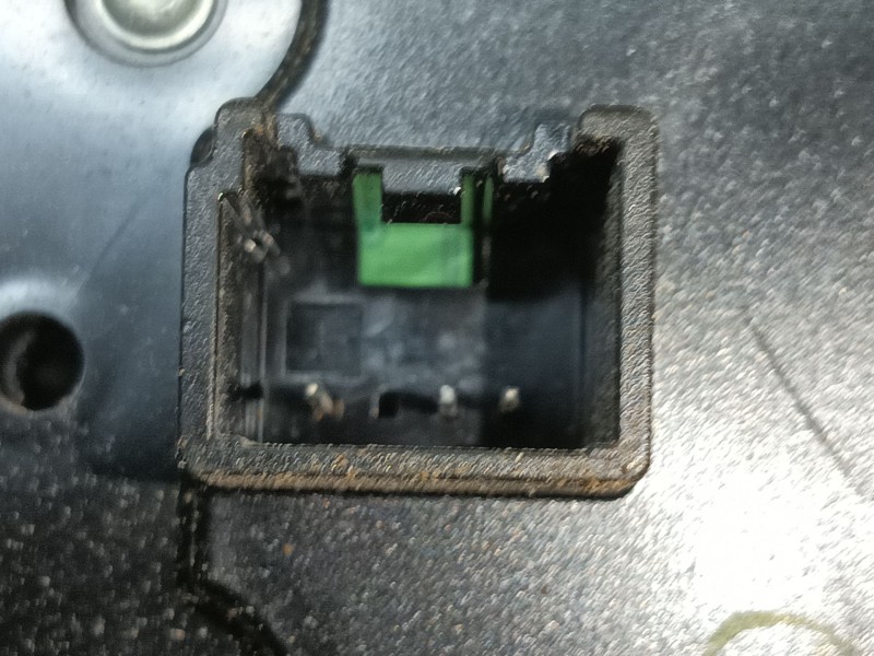 Recambio de mando elevalunas delantero izquierdo para ford b-max trend referencia OEM IAM 2029540  