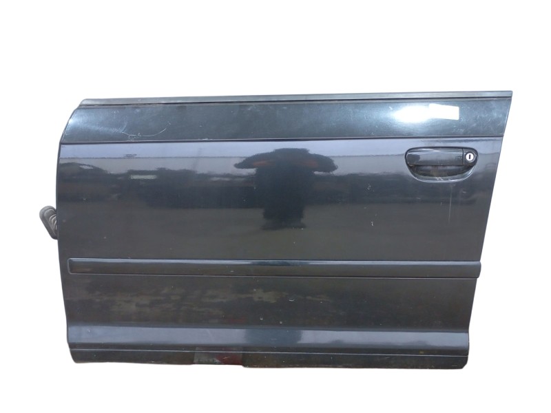 Recambio de puerta delantera izquierda para audi a3 (8p1) 2.0 tdi 16v referencia OEM IAM 8P4831051A  